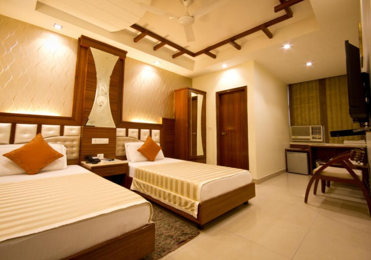The Aster Karol Bagh Homely Atmosphere Nova Deli Exterior foto