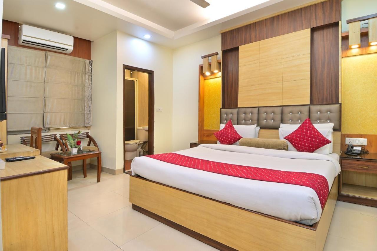 The Aster Karol Bagh Homely Atmosphere Nova Deli Exterior foto